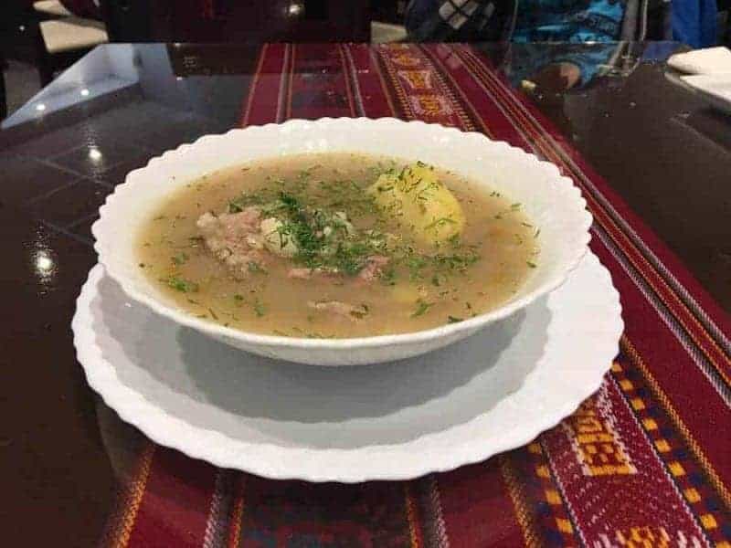 26 platos de comida típica boliviana 3