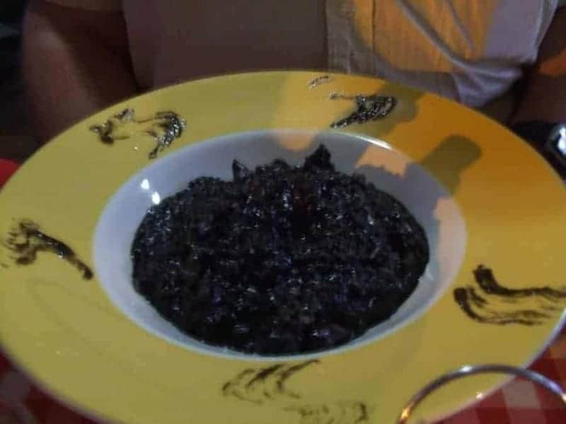 Crni rižot (risotto negro)