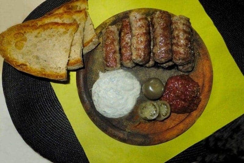 16 platos de comida típica rumana | ViajeroCasual©