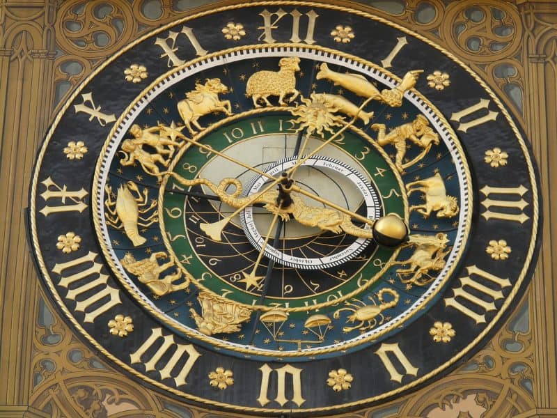 Plaza de la Ciudad Vieja y el Reloj Astronómico