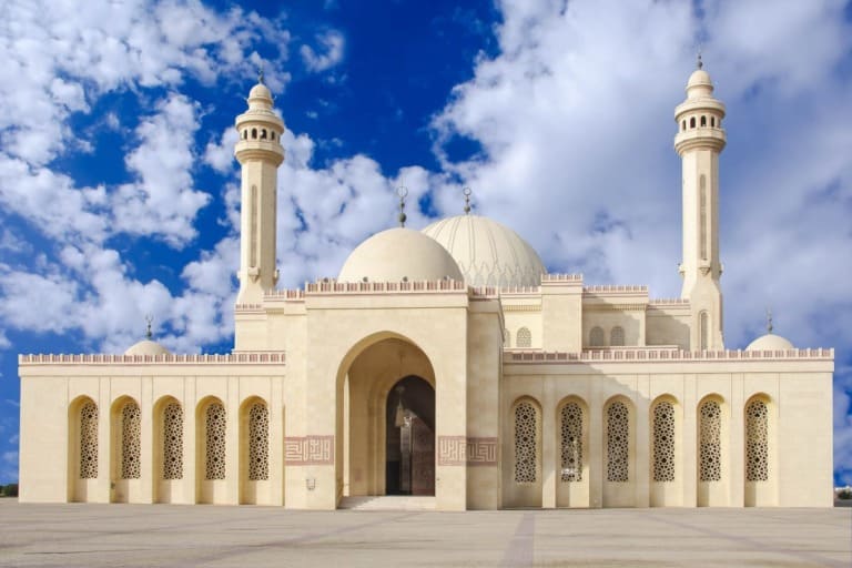 Al Fateh Gran Mosque Best Places To See In Bahrain