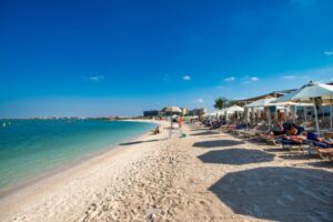 9 mejores playas de Abu Dhabi 1