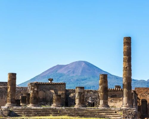 5 volcanes activos en Italia 10