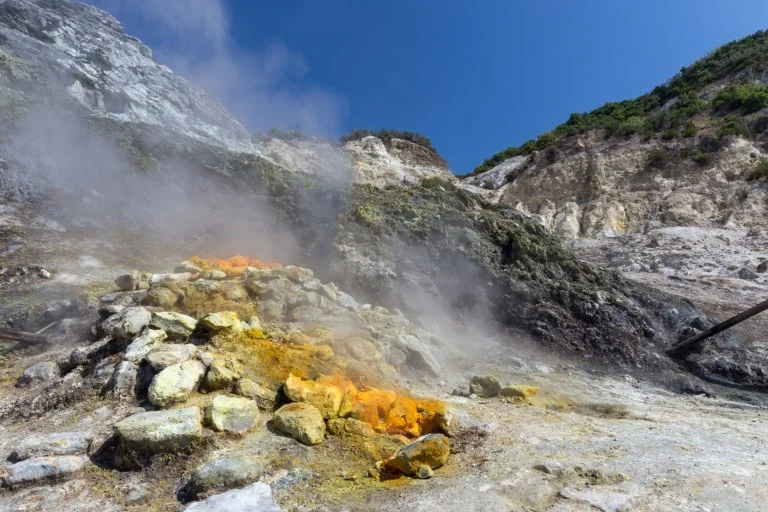5 volcanes activos en Italia 4 5 volcanes activos en Italia 4