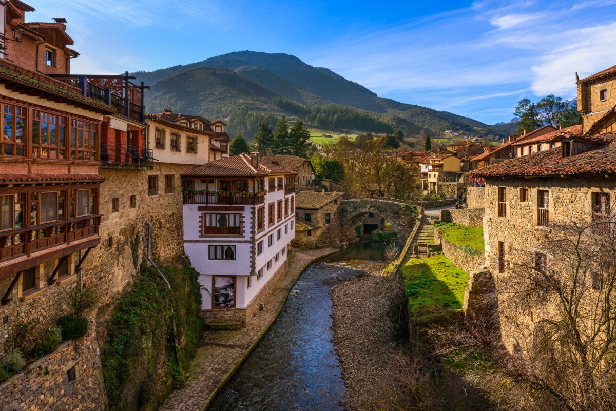 Los 9 pueblos más bonitos de Cantabria 13