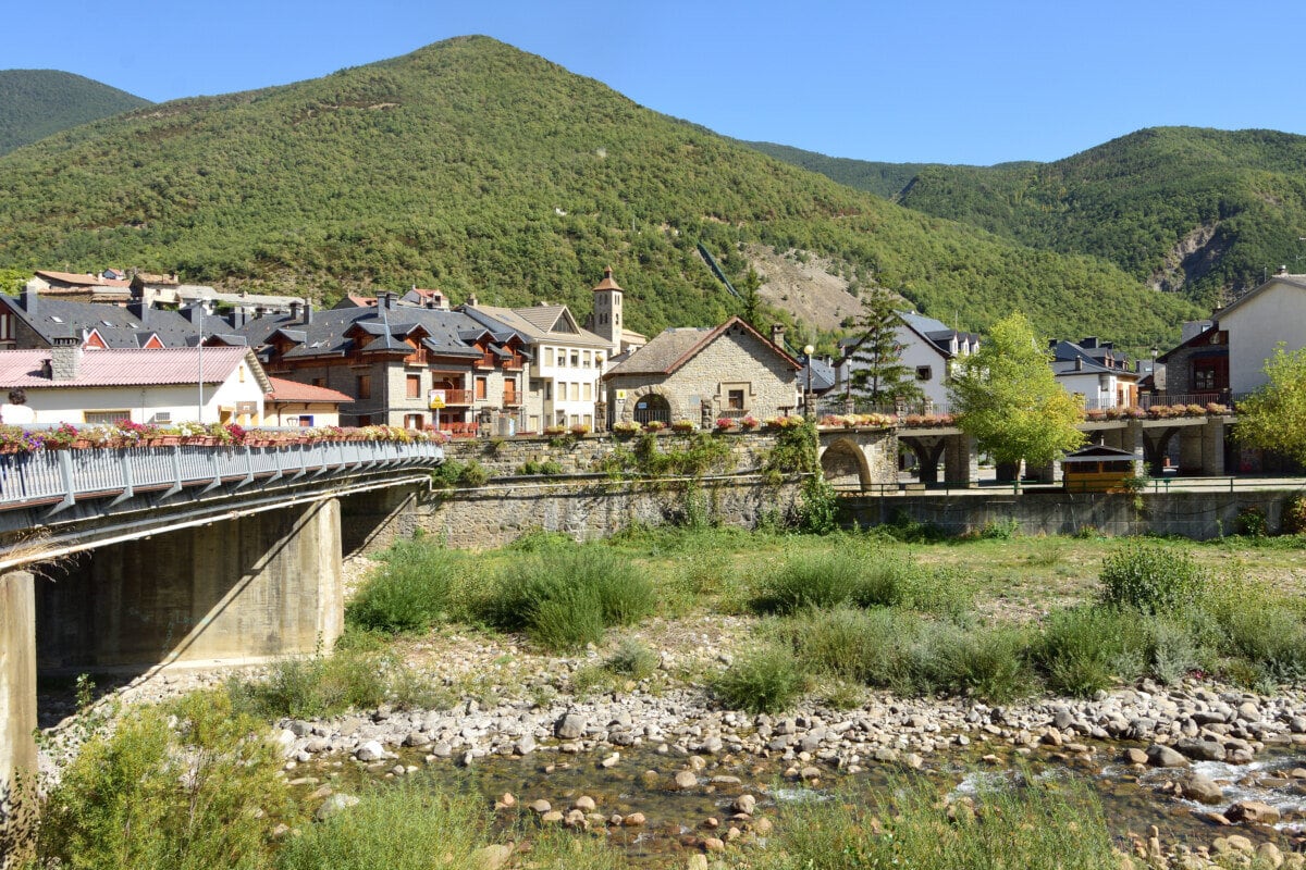 Los 7 pueblos más bonitos de Huesca 16